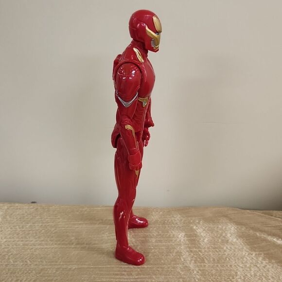 Iron Man Marvel Hasbro Red Suit Acruon Figure 12" - Picture 6 of 12
